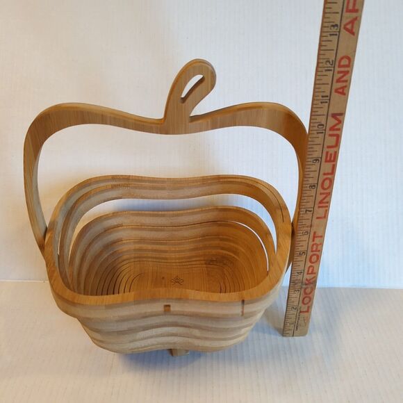 Bonnie & Pop Wooden Apple Shaped Collapsible Basket Trivet Folds Flat - Picture 6 of 9